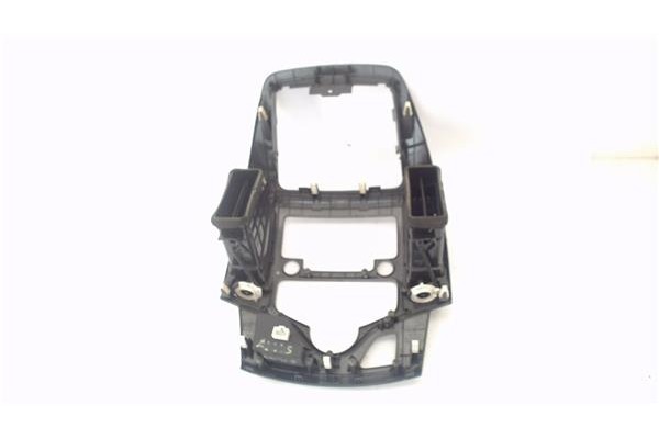 Recambio de embellecedor consola central para hyundai i30 (fd) 1.6 crdi referencia OEM IAM U05F0548  