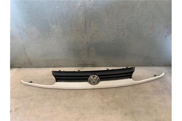 Recambio de rejilla paragolpes delantero para volkswagen golf iii (1h1) 1.4 referencia OEM IAM 1H5853653DGRU 3A0853600EPG 