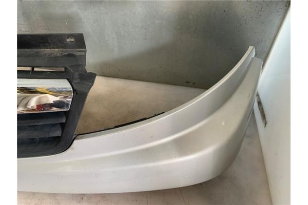 Recambio de rejilla paragolpes delantero para opel vivaro 2.0 cdti referencia OEM IAM 93188853  