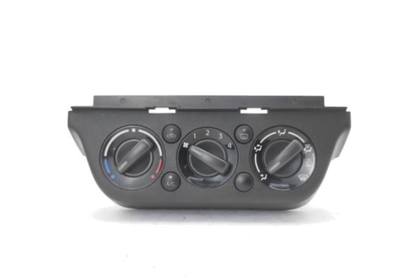 Recambio de mandos climatizador para suzuki swift iii (sg) 1.3 ddis referencia OEM IAM 7440062J10BJP  