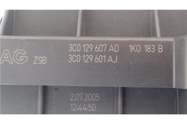 Recambio de carcasa filtro aire para seat leon (1p1) 1.9 tdi referencia OEM IAM 3C0129607AD 3C0129601AJ 