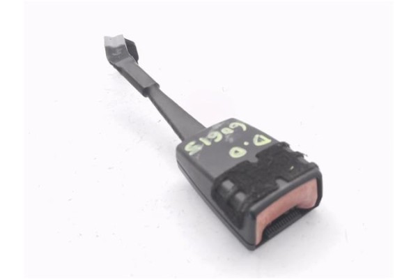 Recambio de anclaje cinturon delantero derecho para audi a3 sportback (8pa) 2.0 tdi ambiente referencia OEM IAM 8P0857756C  