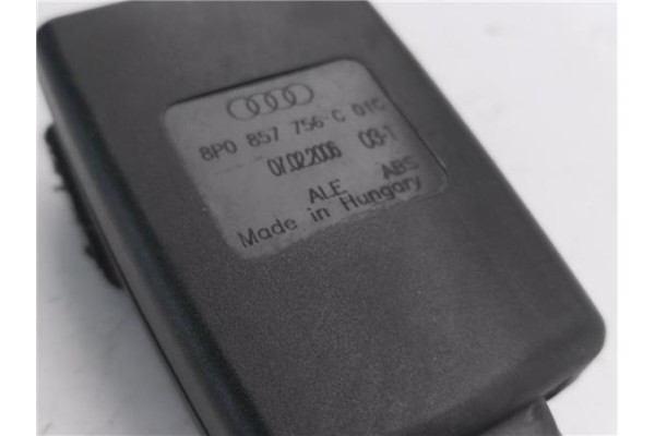 Recambio de anclaje cinturon delantero derecho para audi a3 sportback (8pa) 2.0 tdi ambiente referencia OEM IAM 8P0857756C  