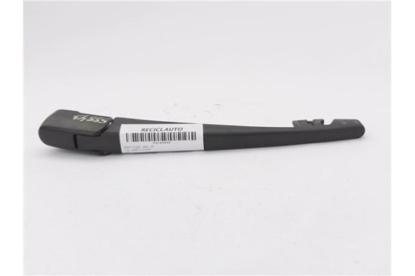 Recambio de brazo limpiaparabrisas trasero para suzuki swift iii (sg) 1.3 ddis referencia OEM IAM 3882163J00  