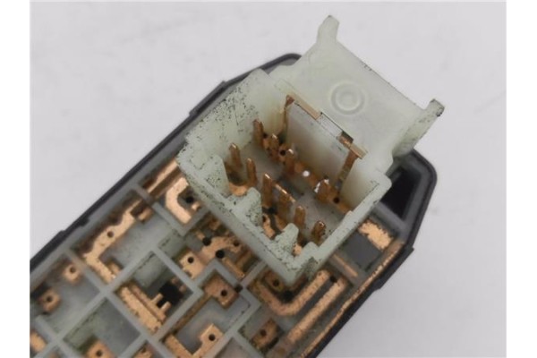 Recambio de mando retrovisor electrico para kia picanto (ja) 1.0 gdi drive 5mt referencia OEM IAM 93530G6020 299181677 