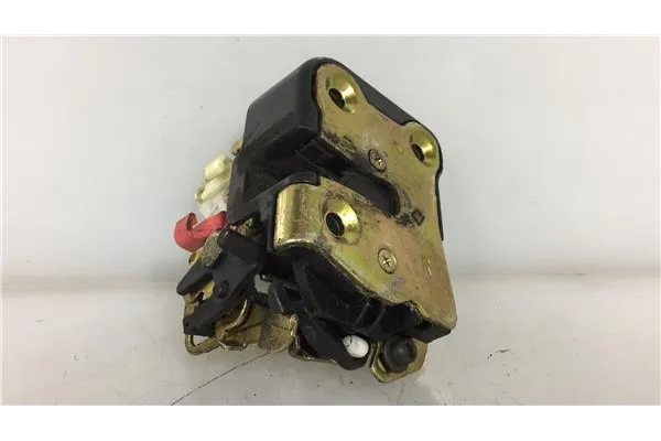 Recambio de cierre electromagnetico trasero derecho para chrysler pt cruiser 1.6 referencia OEM IAM 5067504AB  