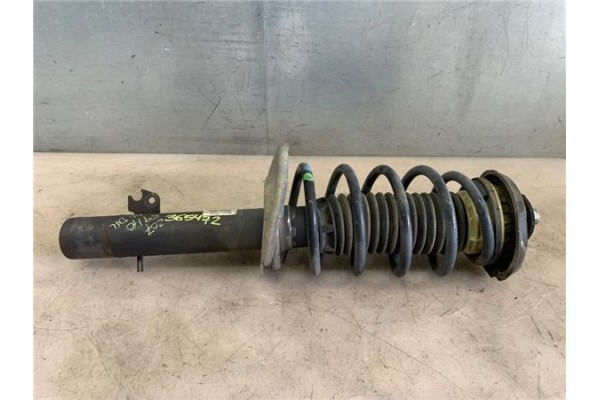 Recambio de amortiguador delantero derecho para peugeot 207 1.6 hdi referencia OEM IAM 520862  