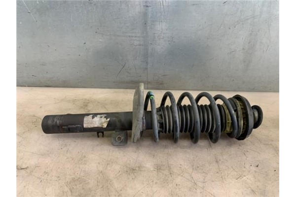 Recambio de amortiguador delantero izquierdo para peugeot 207 1.6 hdi referencia OEM IAM 520861  