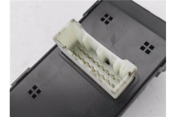 Recambio de mando elevalunas delantero izquierdo para kia picanto (ja) 1.0 gdi drive 5mt referencia OEM IAM 93570G6225 299181669