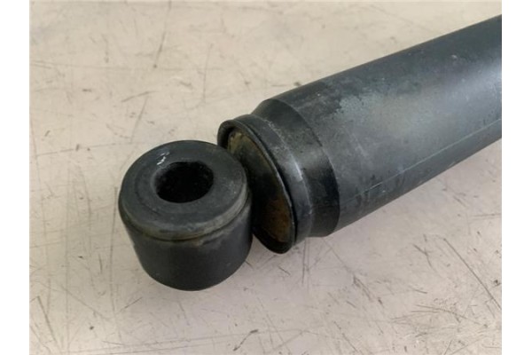 Recambio de amortiguador trasero izquierdo para nissan navara pickup (d40m) 2.5 dci referencia OEM IAM 56200EB30A 56200EB30B 