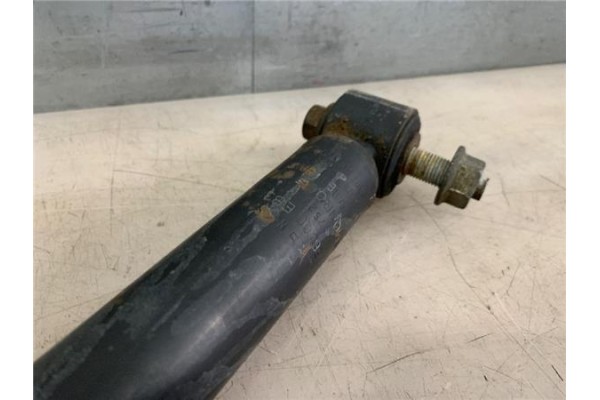 Recambio de amortiguador trasero izquierdo para nissan navara pickup (d40m) 2.5 dci referencia OEM IAM 56200EB30A 56200EB30B 