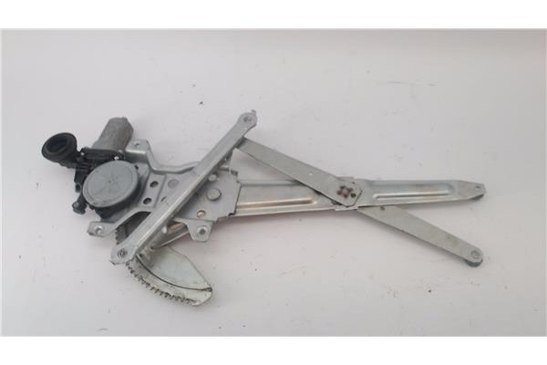 Recambio de mecanismo elevalunas delantero derecho para suzuki swift iii (sg) 1.3 ddis referencia OEM IAM 8340163J51  