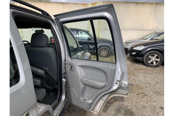 Recambio de puerta trasero derecha para jeep cherokee (kj) 2.8 crd extreme referencia OEM IAM 55176906AI  