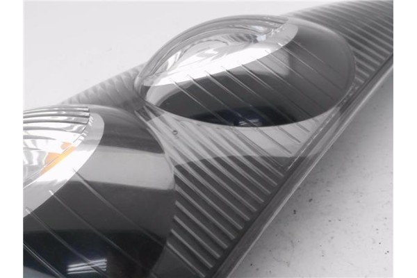 Recambio de piloto trasero derecho para citroen c1 1.0 sx referencia OEM IAM 815500H060  