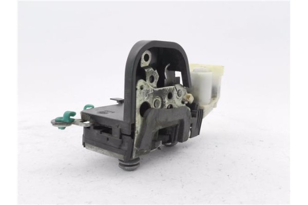 Recambio de cerradura puerta delantero izquierda para alfa romeo gt (125) 1.9 jtd referencia OEM IAM 46800416  