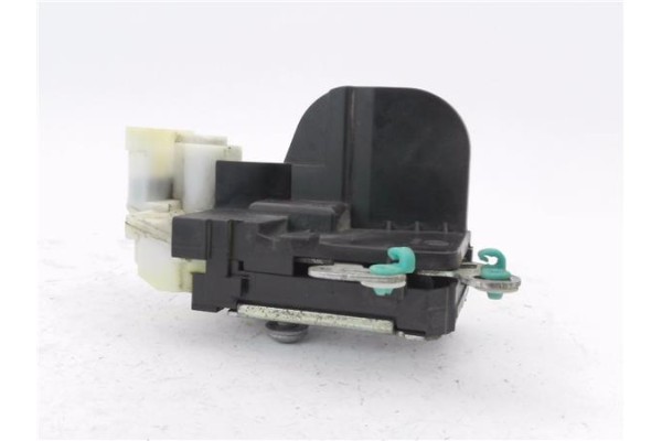 Recambio de cerradura puerta delantero izquierda para alfa romeo gt (125) 1.9 jtd referencia OEM IAM 46800416  