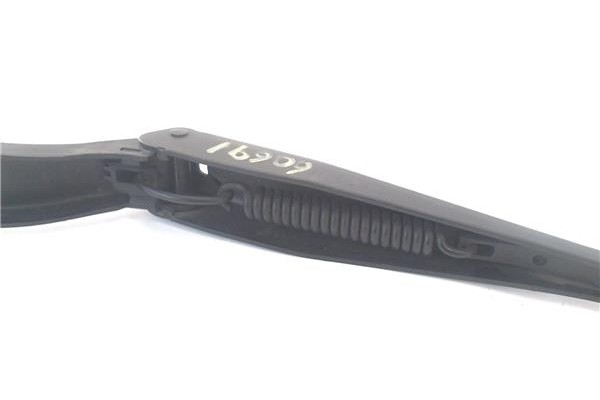 Recambio de brazo limpiaparabrisas delantero izquierdo para audi a4 berlina (b5) 1.8 referencia OEM IAM A7DAGCC  