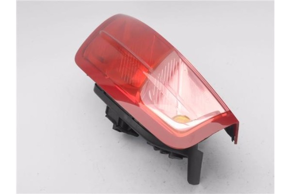 Recambio de piloto trasero derecho para fiat punto / grande punto (199) 1.4 16v referencia OEM IAM 51701590  