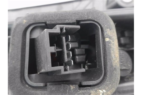 Recambio de piloto trasero izquierdo para fiat punto / grande punto (199) 1.4 16v referencia OEM IAM 51701589  