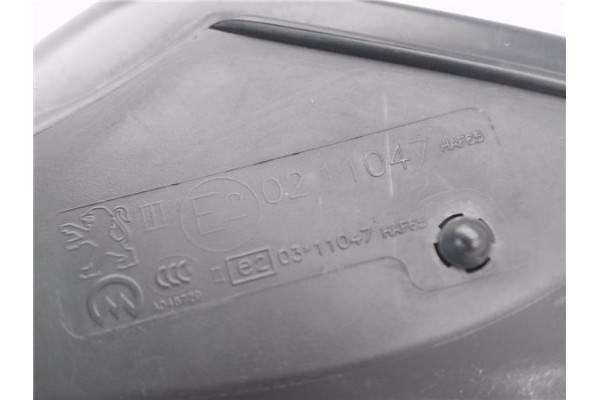 Recambio de retrovisor electrico derecho para peugeot 208 1.2 access referencia OEM IAM 232673078 E20211047 