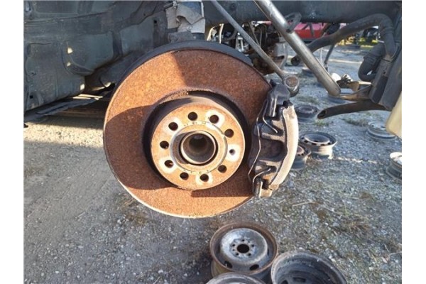 Recambio de mangueta delantero derecha para volkswagen touran (1t1) 2.0 tdi referencia OEM IAM 1K0407256AA  