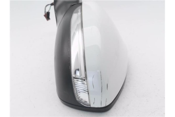 Recambio de retrovisor electrico izquierdo para peugeot 208 1.2 access referencia OEM IAM 232673077 E20211047 