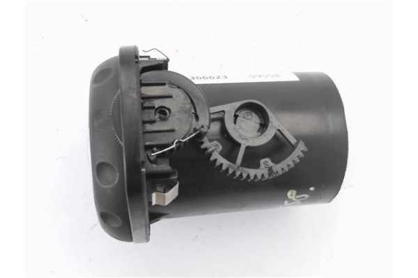 Recambio de rejilla entrada de aire para alfa romeo gt (125) 1.9 jtd referencia OEM IAM 735372956  
