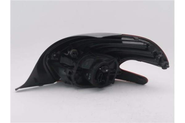 Recambio de piloto trasero izquierdo para peugeot 208 1.2 access referencia OEM IAM 9825601280  