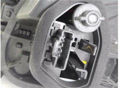 Recambio de piloto trasero izquierdo para peugeot 208 1.2 access referencia OEM IAM 9825601280  