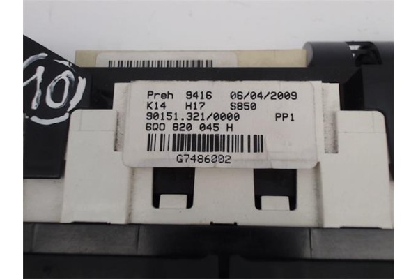 Recambio de mandos calefaccion / a.a. para volkswagen polo iv (9n3) referencia OEM IAM (6Q0820045H) (90151321/0000) 