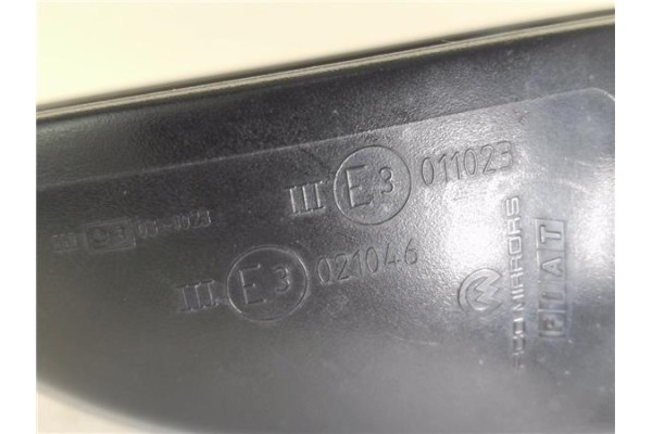 Recambio de retrovisor electrico izquierdo para fiat punto / grande punto (199) 1.4 16v referencia OEM IAM E3011023  