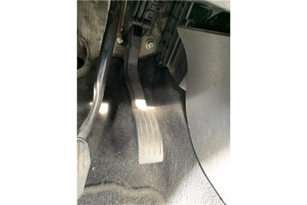Recambio de pedal acelerador para ford focus c-max 2.0 tdci referencia OEM IAM 1544415  