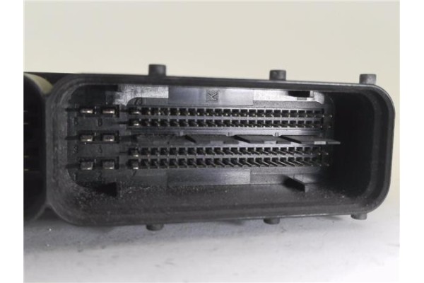 Recambio de centralita para opel vectra c berlina 1.9 cosmo referencia OEM IAM 55197152 281012533 