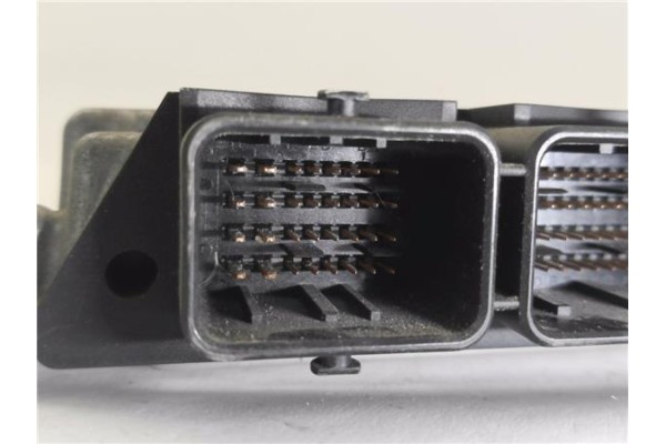 Recambio de centralita para peugeot 308 sw 1.6 hdi referencia OEM IAM 9664843780 281013872 