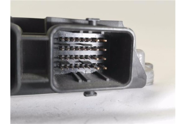 Recambio de centralita para peugeot 308 sw 1.6 hdi referencia OEM IAM 9664843780 281013872 