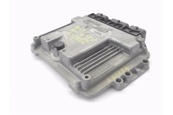 Recambio de centralita para peugeot 207 1.4 confort referencia OEM IAM 9662517180 281012526 