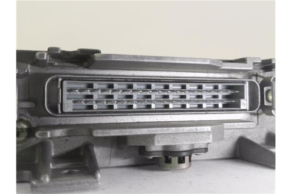 Recambio de centralita para mercedes-benz clase c (bm 202) berlina 2.8 280 (202.028) referencia OEM IAM 0125457432 265101040 