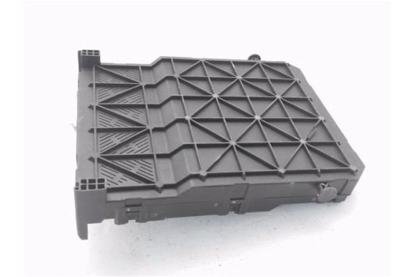 Recambio de bsi para citroen c3 1.4 hdi referencia OEM IAM 9653667380 118085200 