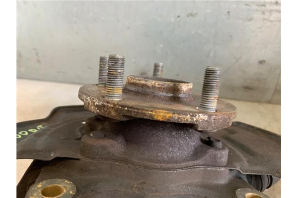 Recambio de mangueta delantero izquierda para toyota avensis cross sport (t27) 2.2 premium referencia OEM IAM 4321205090  