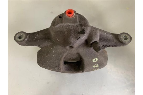 Recambio de pinza freno delantero izquierda para toyota avensis cross sport (t27) 2.2 premium referencia OEM IAM Y04620 47750051