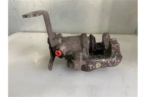 Recambio de pinza freno trasero derecha para toyota avensis cross sport (t27) 2.2 premium referencia OEM IAM 4783005030 47830050