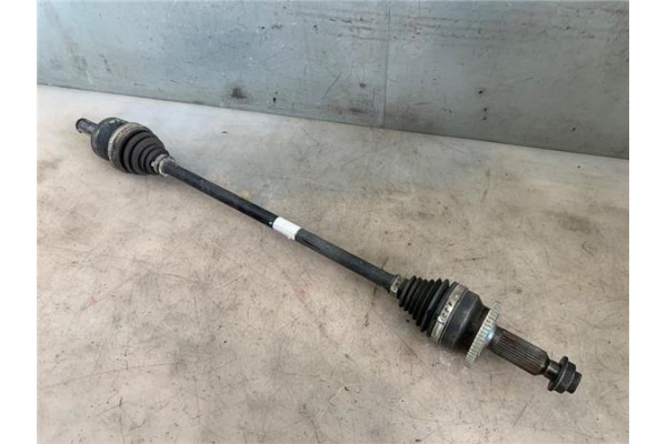 Recambio de palier trasero izquierdo para hyundai santa fe (dm) 2.2 tecno 4wd referencia OEM IAM 496002W050  