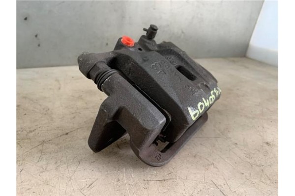 Recambio de pinza freno trasero derecha para hyundai santa fe (dm) 2.2 tecno 4wd referencia OEM IAM 582302W700  