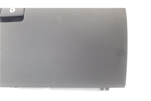 Recambio de guantera salpicadero para toyota avensis cross sport (t27) 2.2 premium referencia OEM IAM 5555005090  