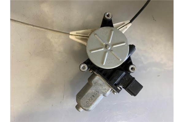 Recambio de mecanismo elevalunas trasero derecho para honda fr-v (be) 1.7 referencia OEM IAM 504220  