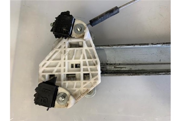 Recambio de mecanismo elevalunas trasero derecho para honda fr-v (be) 1.7 referencia OEM IAM 504220  