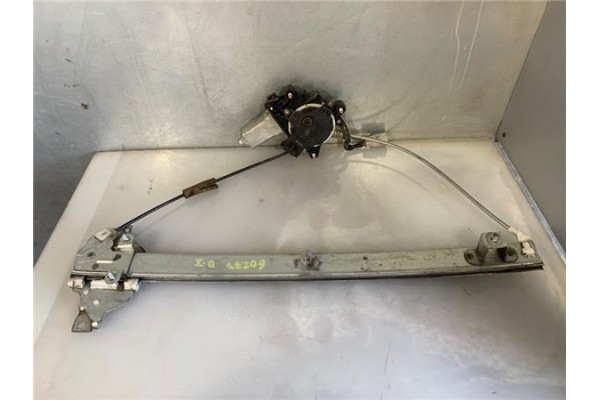 Recambio de mecanismo elevalunas delantero izquierdo para toyota rav 4 i (sxa1_) 2.0 16v referencia OEM IAM 8572842030 620400430