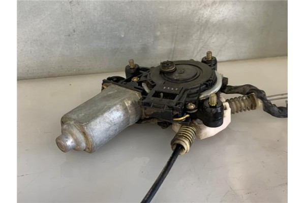 Recambio de mecanismo elevalunas delantero izquierdo para toyota rav 4 i (sxa1_) 2.0 16v referencia OEM IAM 8572842030 620400430