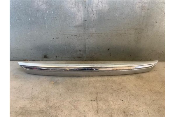 Recambio de moldura porton trasero para honda fr-v (be) 1.7 referencia OEM IAM 74890SDJ003120 74890SJDJ21120 