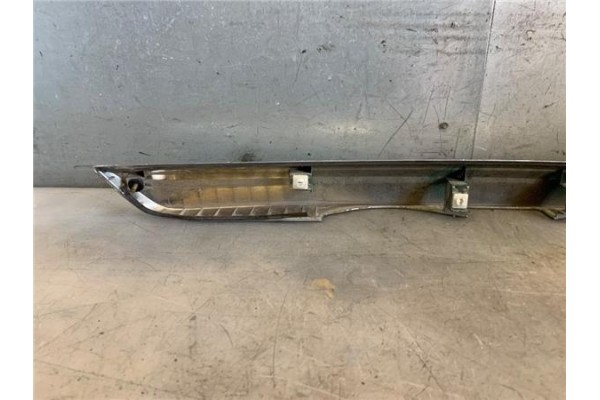 Recambio de moldura porton trasero para honda fr-v (be) 1.7 referencia OEM IAM 74890SDJ003120 74890SJDJ21120 